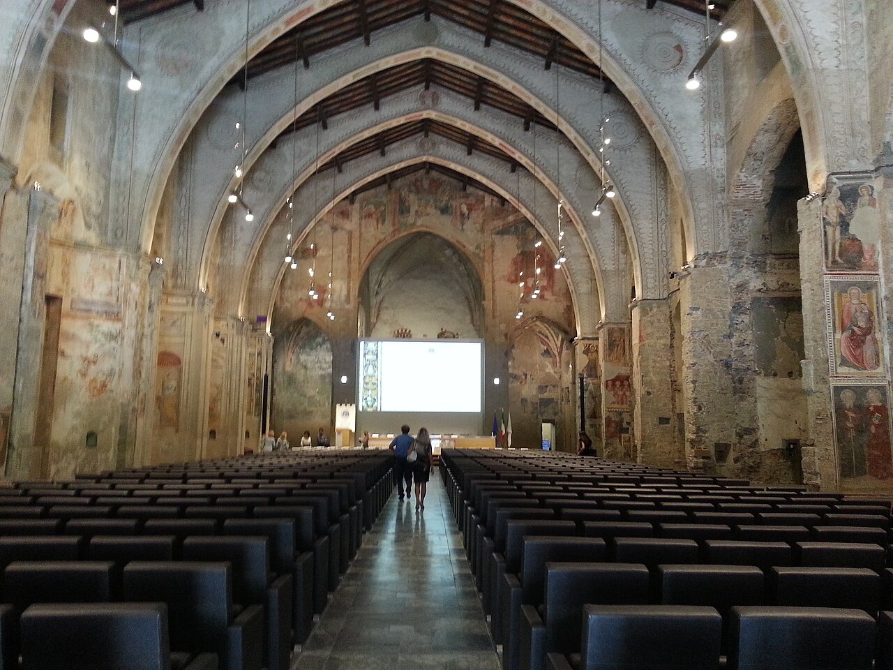 برگامو — Sant'Agostino Bergamo interno